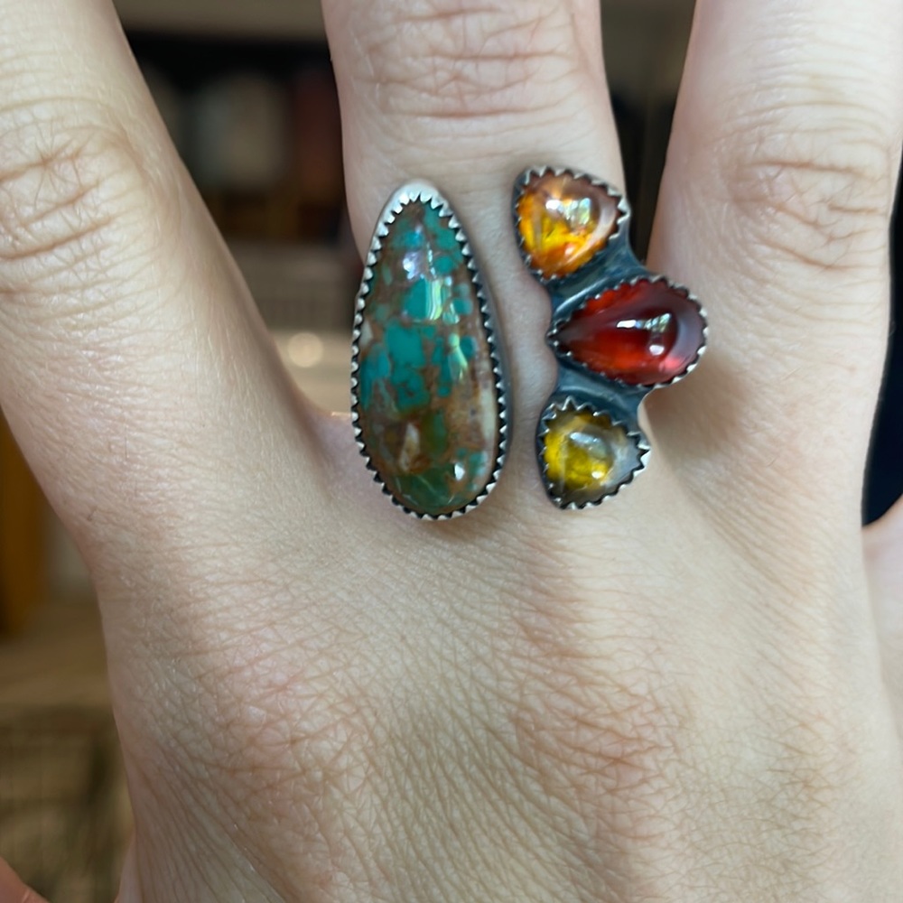 Wild Pine Turquoise and Amber ring size 8 - Picture 2 of 4